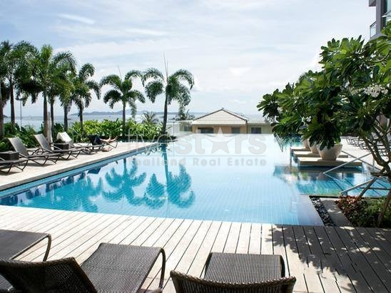 Spectacular luxury 3-bedroom overlooking Pattaya Bay, photo 2