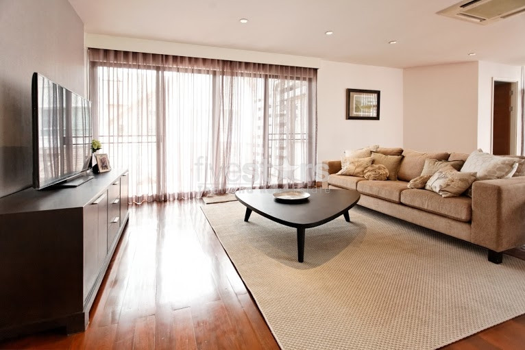 Appartement 3 chambres en duplex à louer proche du BTS Prompong