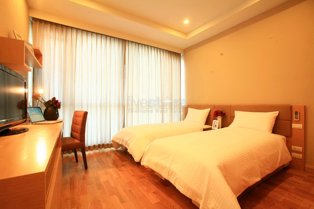 Appartement 3 chambre quartier Phrompong, photo 3