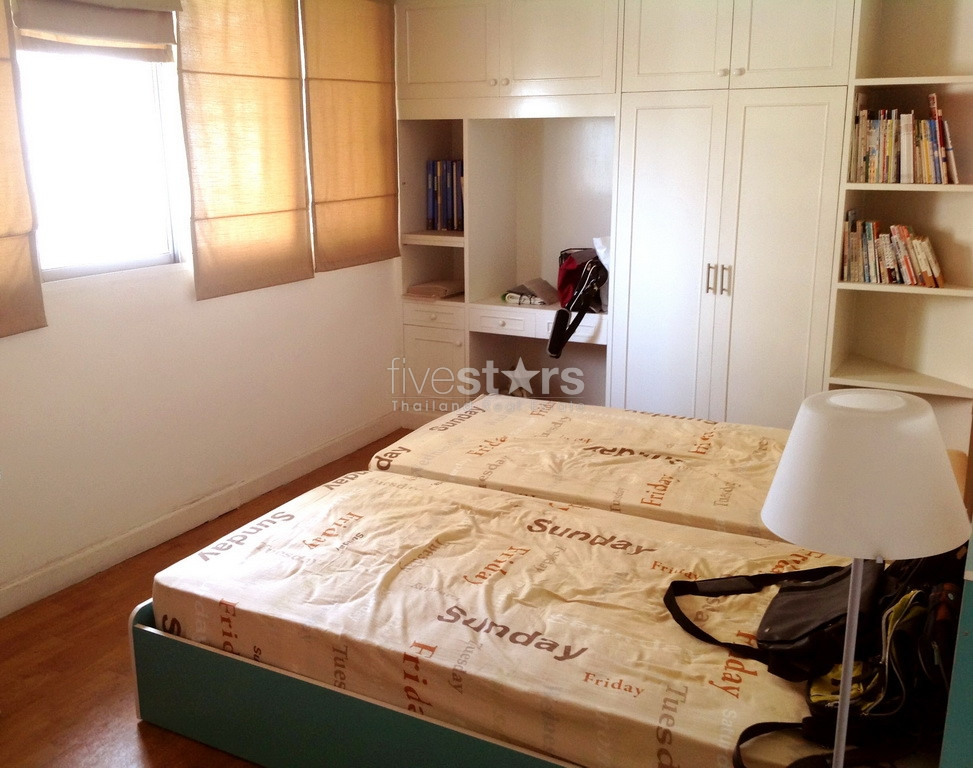 4 bedroom nice condo for rent in Ekamai area, photo 4