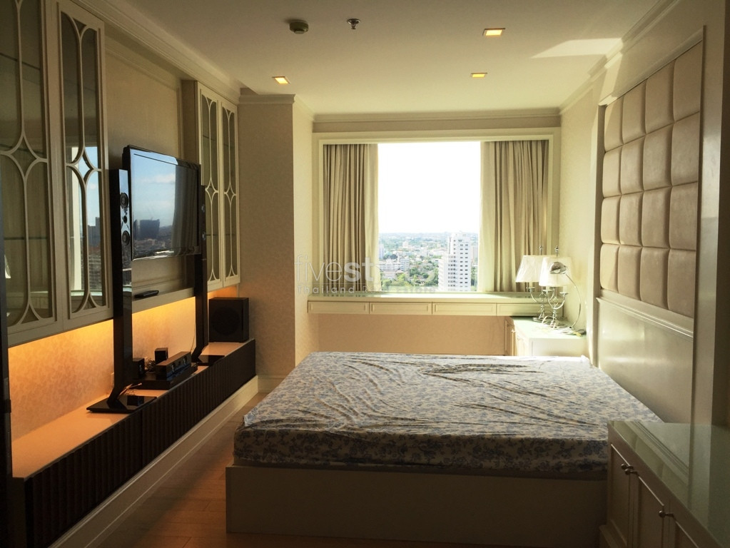 Appartement 2 chambres dans une belle résidence sur Thonglor