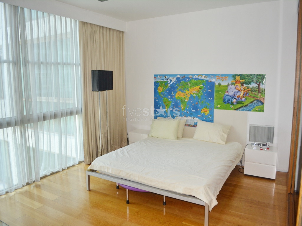 3-bedroom condo within a cozy development, photo 6
