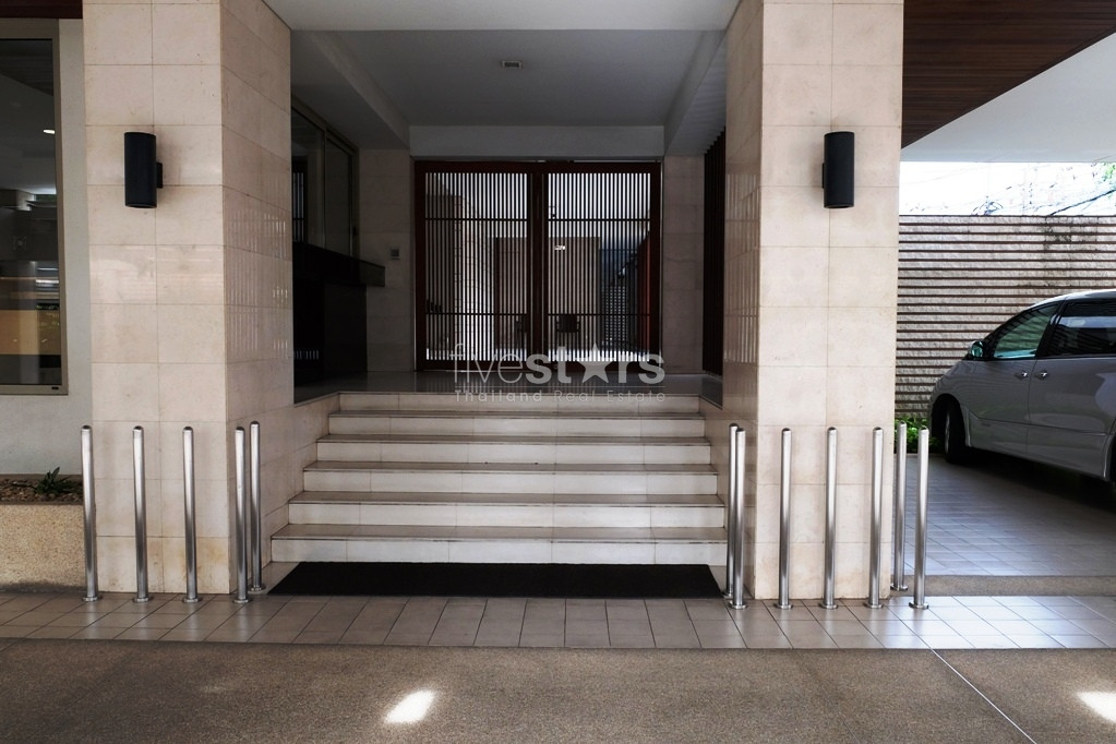 3 Bedroom Apartment for Rent with Maid Quarter, photo 8
