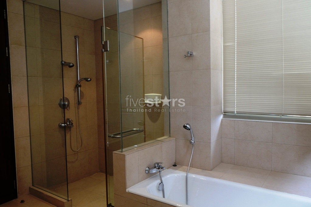 3 Bedroom Apartment for Rent with Maid Quarter, photo 7