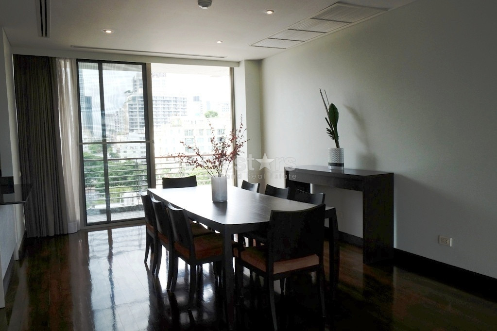 3 Bedroom Apartment for Rent with Maid Quarter, photo 3
