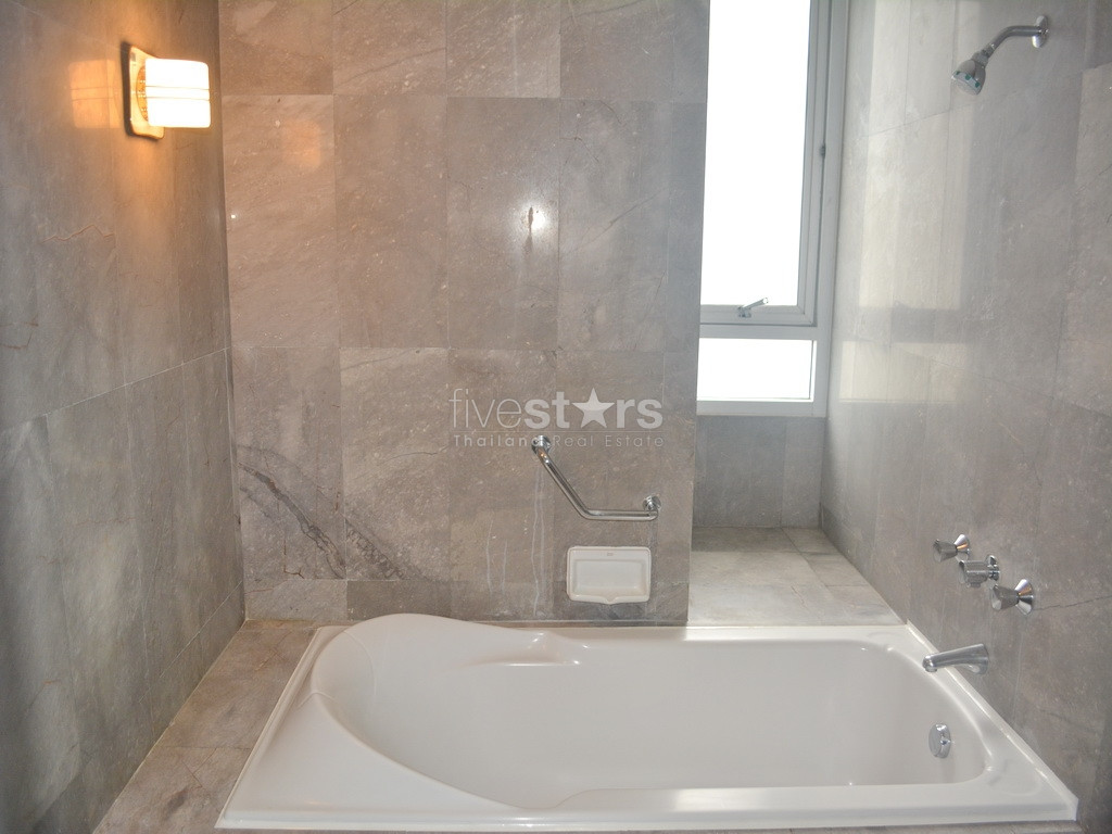 Appartements 3 chambres proche Parc Benjasiri, photo 9