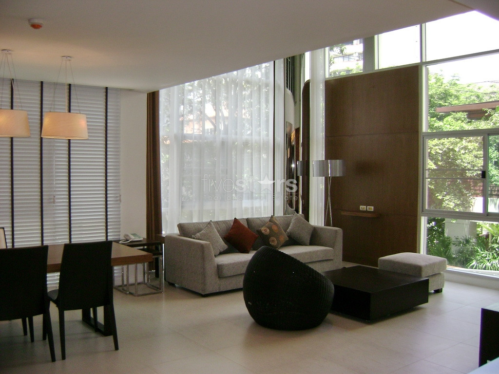 Duplex 3 chambres quartier Thonglor