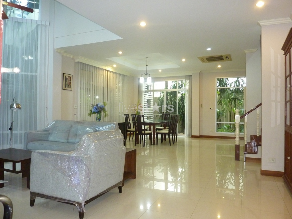 Maison 4 chambres proche BTS Nana