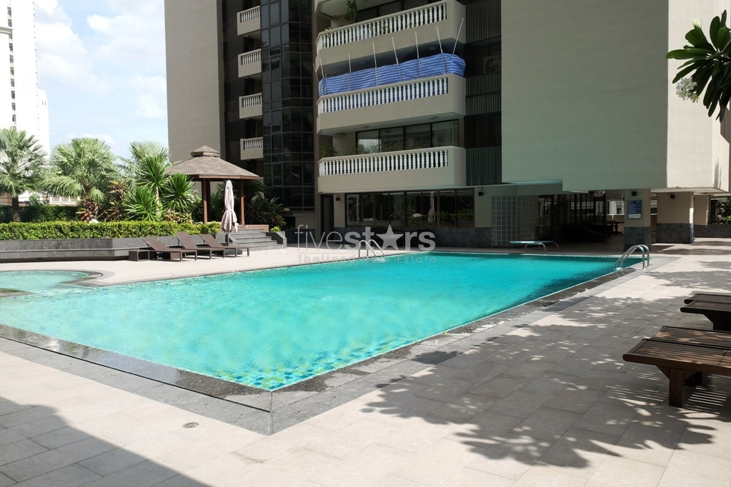 3 Bedroom Apartment for Rent with Maid Quarter, photo 9