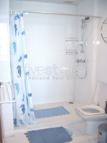 2 bedrooms condo for rent close to BTS Chidlom station, photo 5
