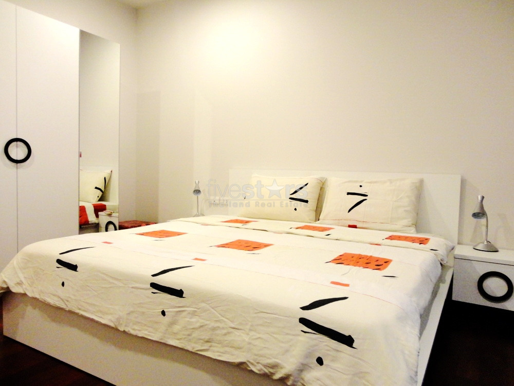 Grand appartement 1 chambre dans une résidence moderne entre Nana et Petchaburi, photo 4