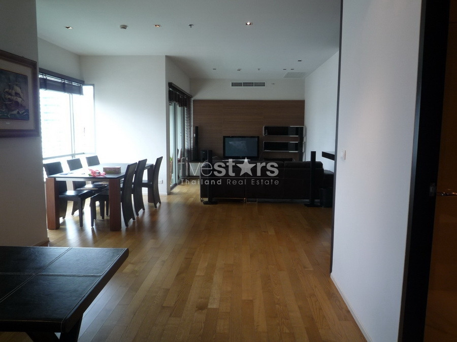 Grand appartement 2 chambres au niveau du BTS Phromphong, photo 2