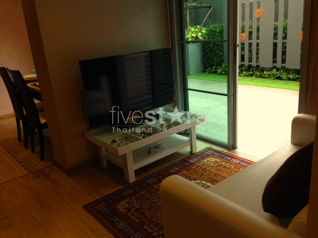 2-bedroom unit with private garden in the Phromphong area, photo 2