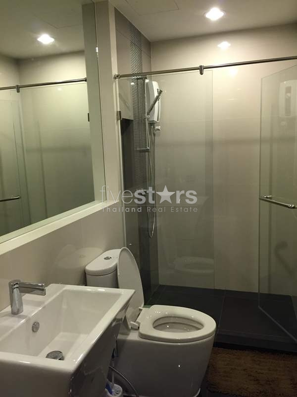 2-bedroom condo close to BTS Chongnonsi station, photo 9