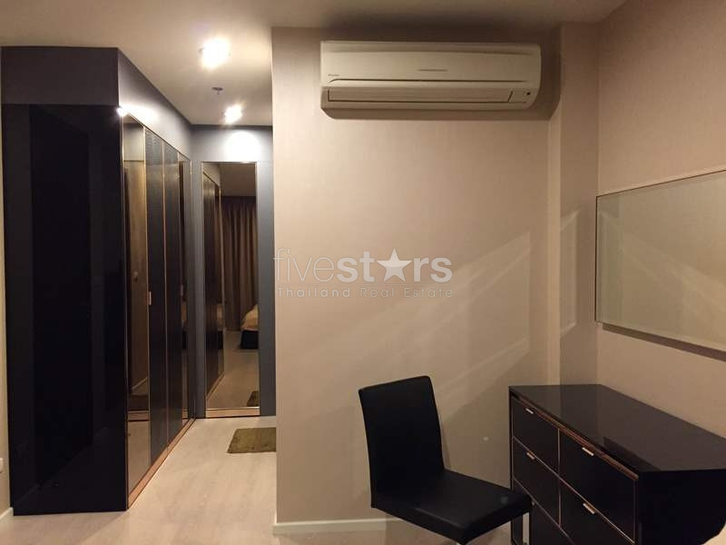 2-bedroom condo close to BTS Chongnonsi station, photo 7