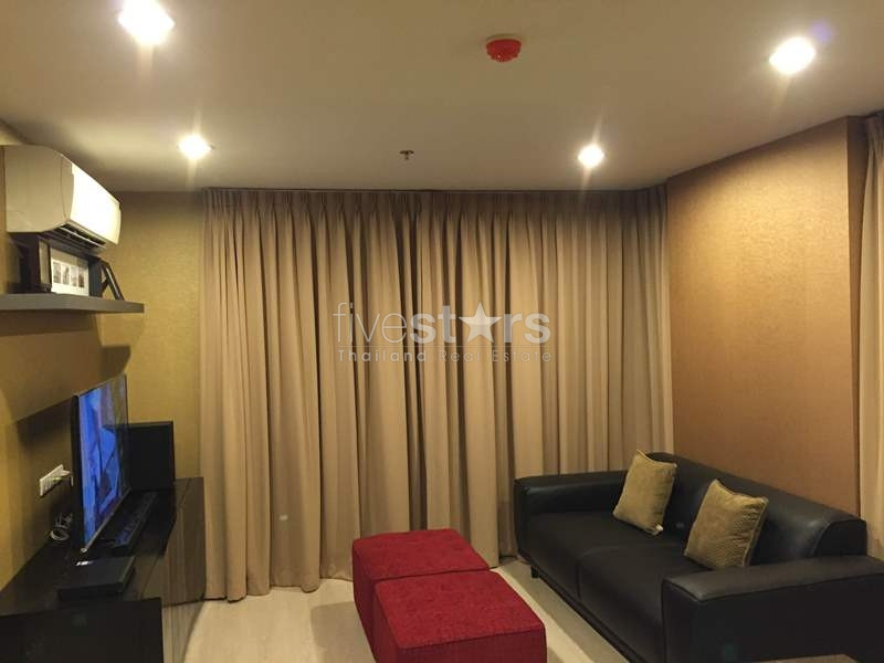 2-bedroom condo close to BTS Chongnonsi station, photo 3