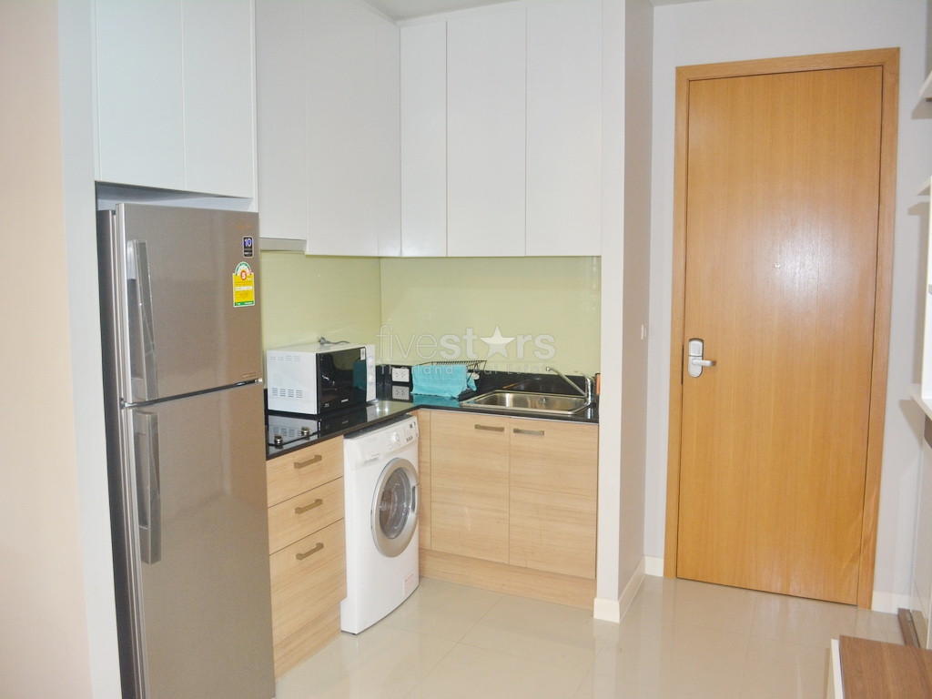 Bel appartement 1 chambre haut en étage quartier Nana/Petchaburi, photo 5