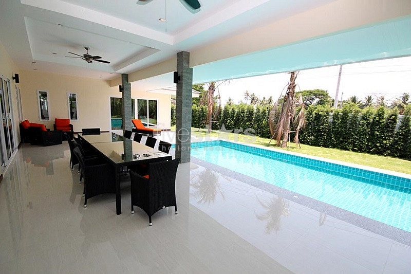 Villa à vendre à Hua Hin avec 3 chambres et piscine privée, photo 2