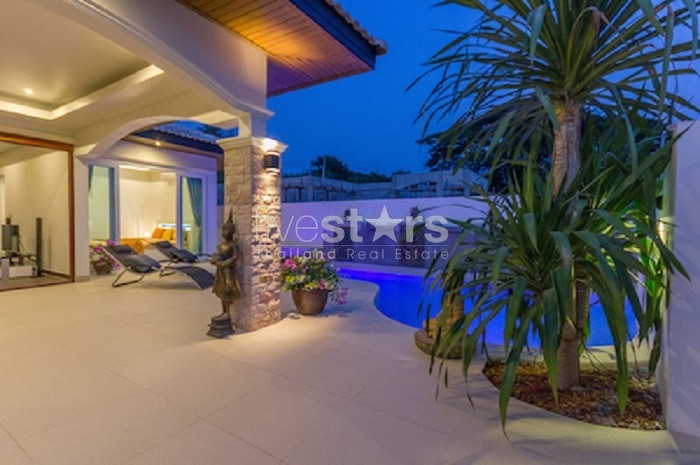 Villa moderne de 2 chambres avec piscine à vendre a Hua Hin