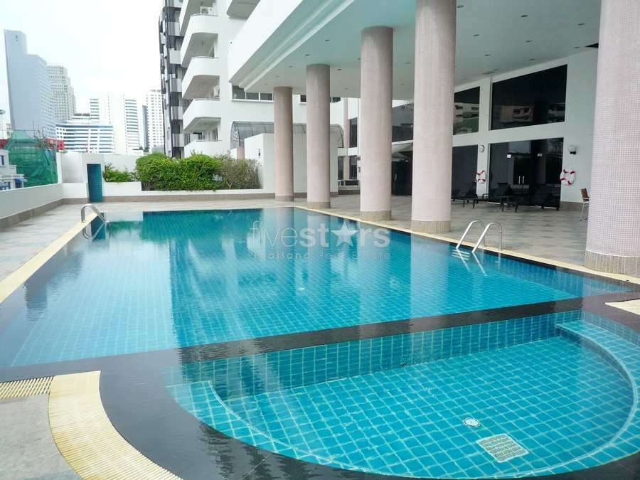 Grand appartement 2 chambres proche BTS Phromphong, photo 10