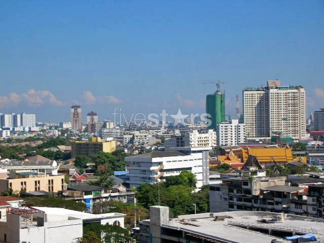 2-bedroom fully furnished condo close to BTS Ekamai, photo 2