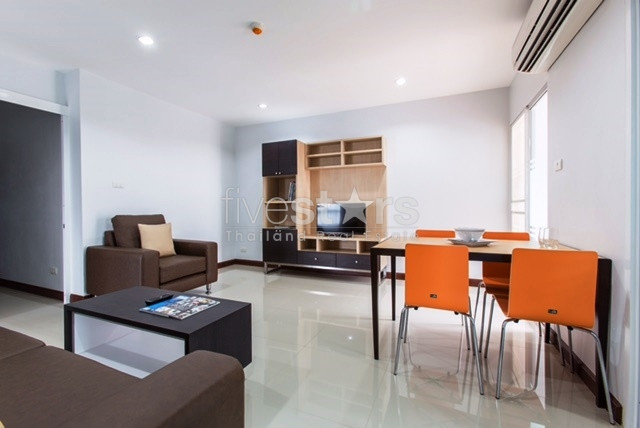 2 bedroom condo for rent locates BTS Ekamai station, photo 5