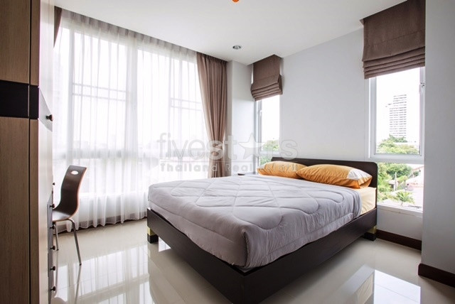 2 bedroom condo for rent locates BTS Ekamai station, photo 3