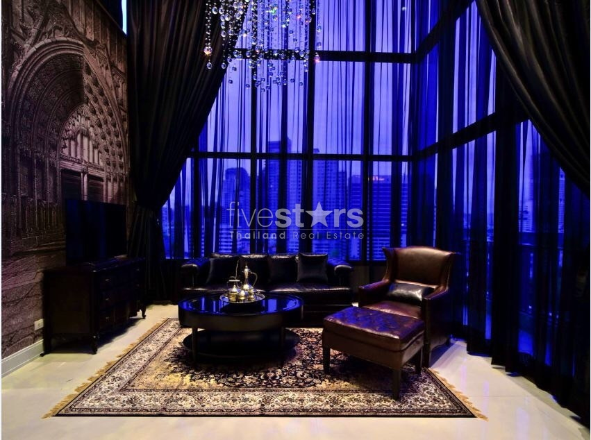 2 bedrooms luxury duplex for rent close to BTS Prompong