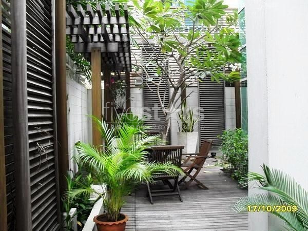 A beautiful duplex 3 bedroom apartment with traditional touches, photo 10