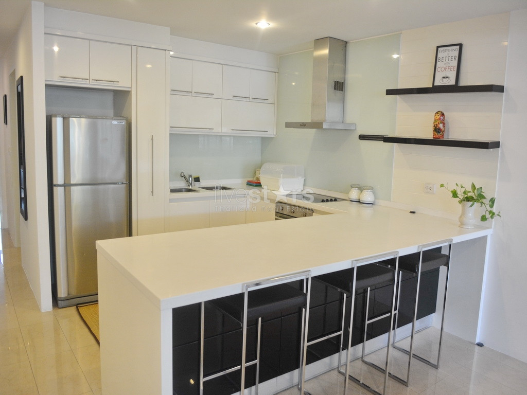 3-bedroom condo in a nice low rise residence close to BTS Ekamai, photo 5
