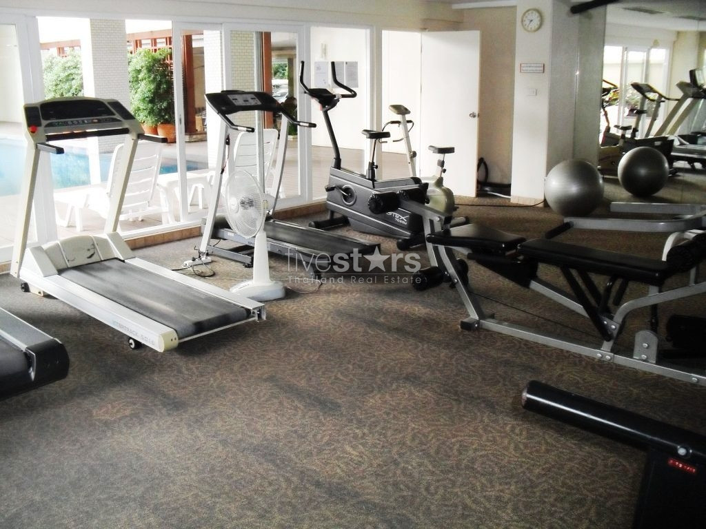 4 bedroom apartment in peaceful location of Sathorn, photo 10