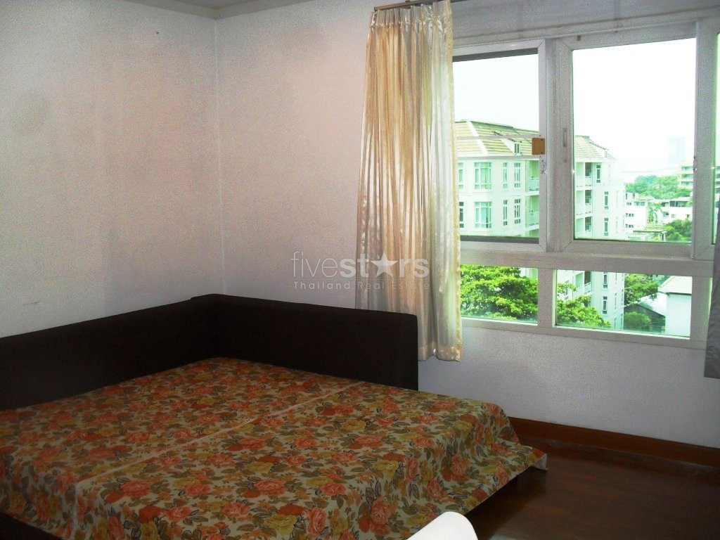 4 bedroom apartment in peaceful location of Sathorn, photo 3