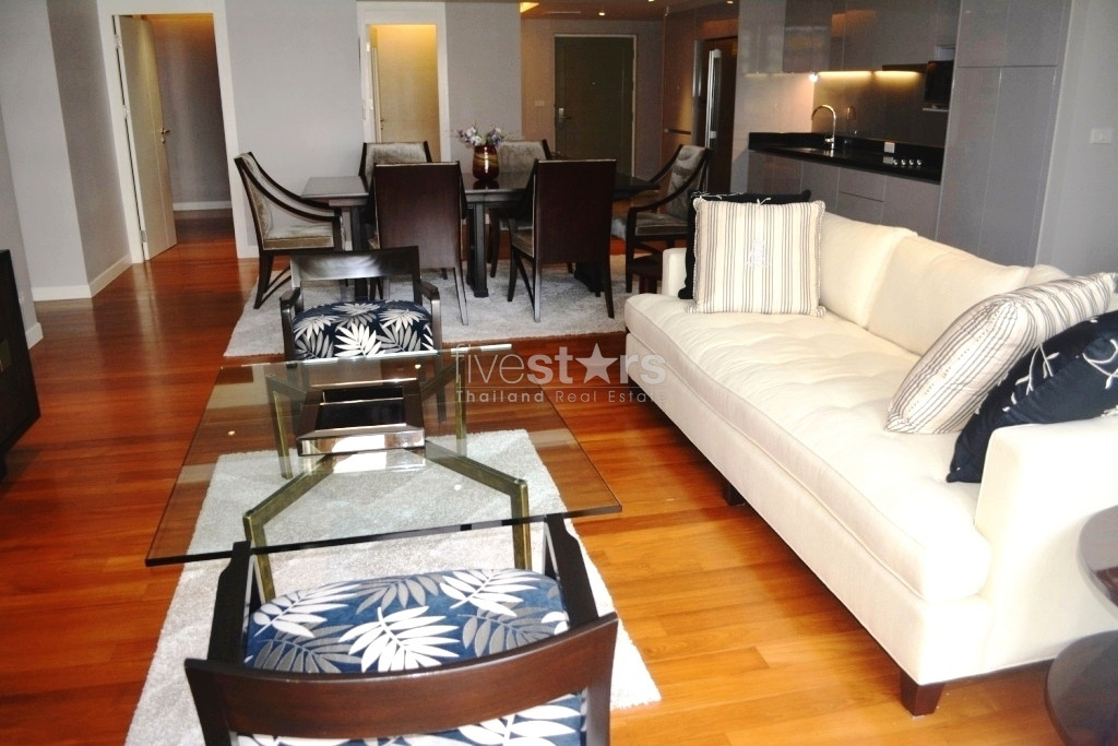 Well styled and curated 3 bedroom apartment near Thonglor BTS station, photo 3
