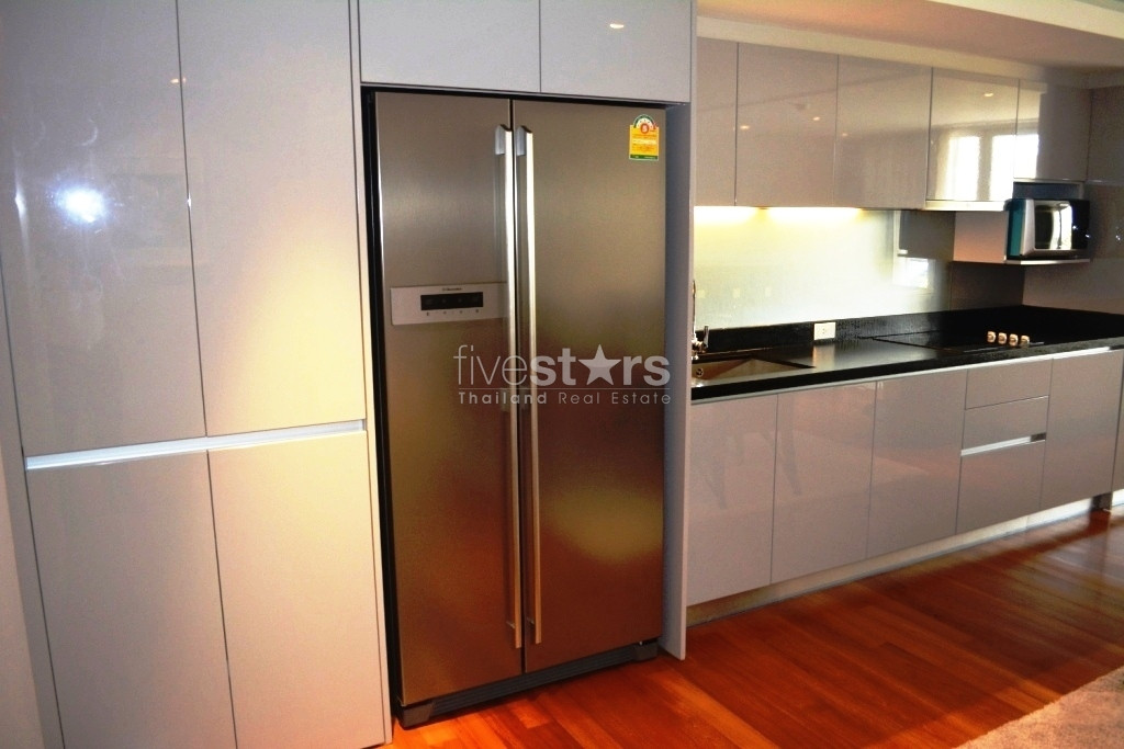 Well styled and curated 3 bedroom apartment near Thonglor BTS station, photo 5
