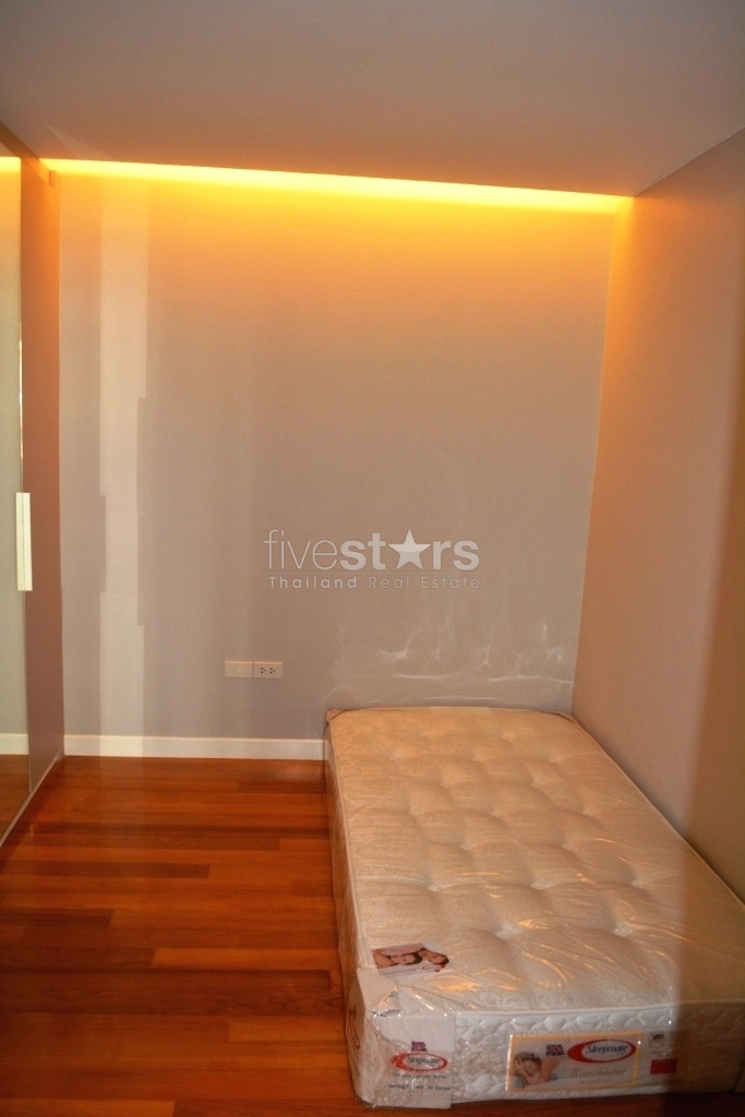 Well styled and curated 3 bedroom apartment near Thonglor BTS station, photo 8