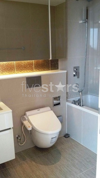 2 bedroom brand new highest floor close to BTS Phromphong, photo 9