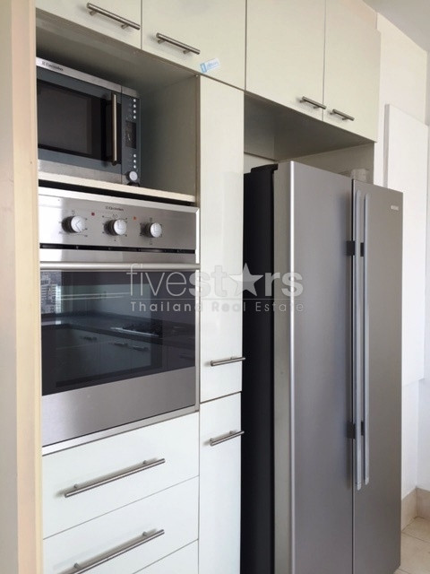 Appartement meublé de 3 chambres quartier Thonglor, photo 9