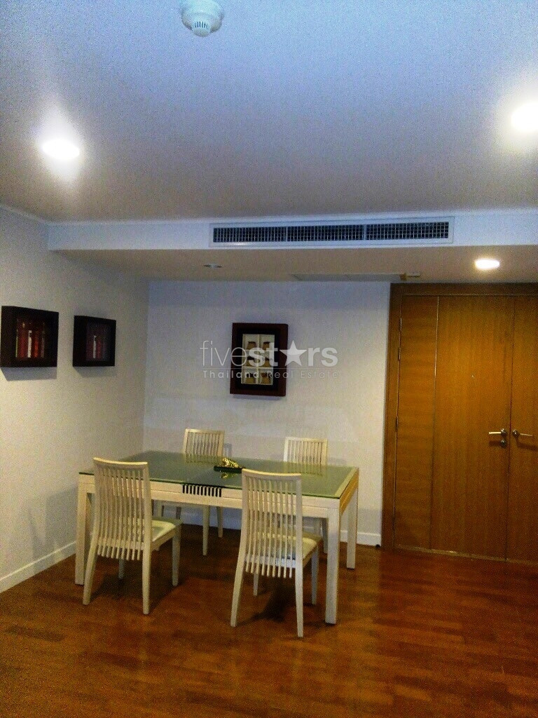 2 Bedroom condo for rent close to Phloenchit BTS station, photo 2