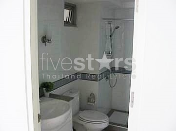 A modern and spacious 2 bedroom apartment in the heart of Sukhumvit, photo 7