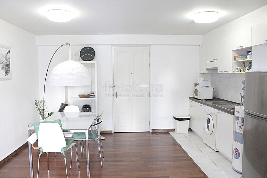 Stylish 1 bedroom apartment for rent in cozy area