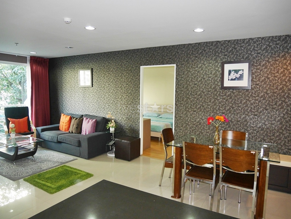 2 bedroom apartment in walking distacne to Phrom Phong BTS station, photo 2