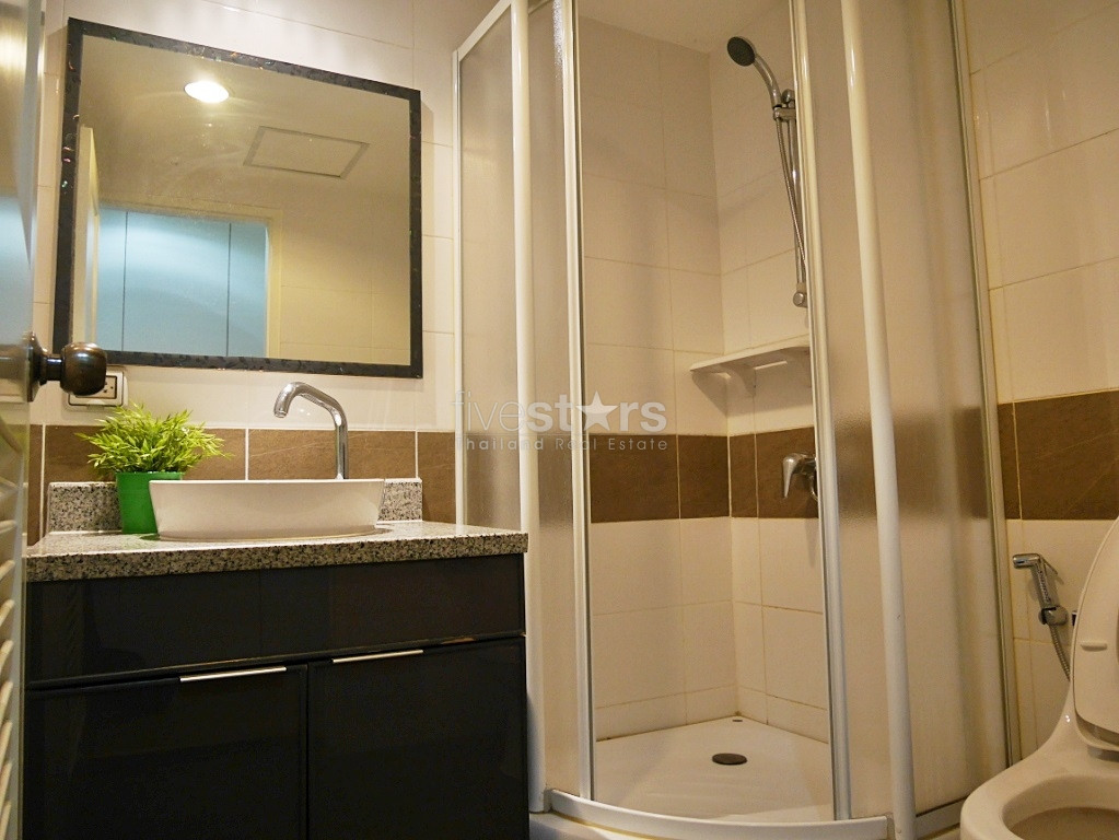 2 bedroom apartment in walking distacne to Phrom Phong BTS station, photo 9