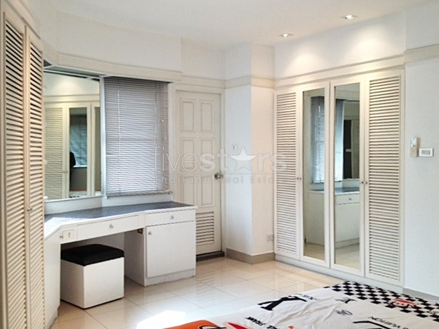 Newly-refurbished 3 bedroom condominium only 5-minute walk to Thonglor BTS station, photo 6