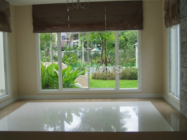 Maison avec 4 chambres et piscine privée quartier Thonglor, photo 8