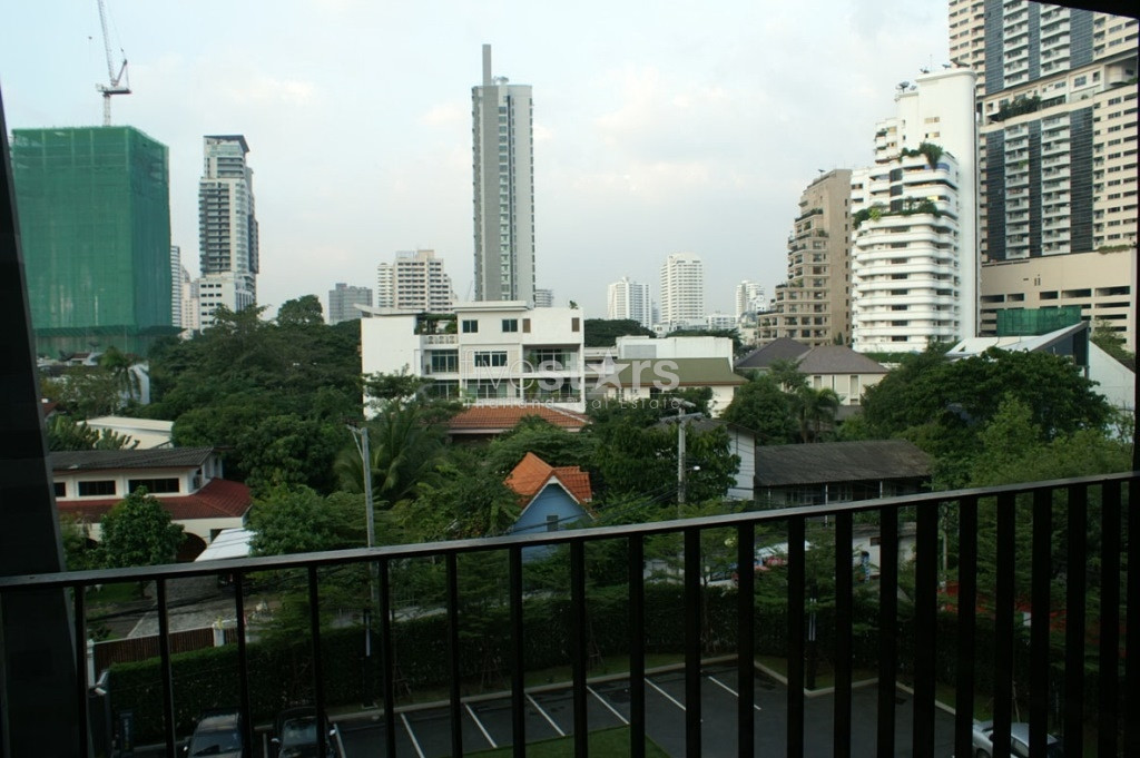 2-bedroom low rise condo for rent close to Phromphong BTS station, photo 7