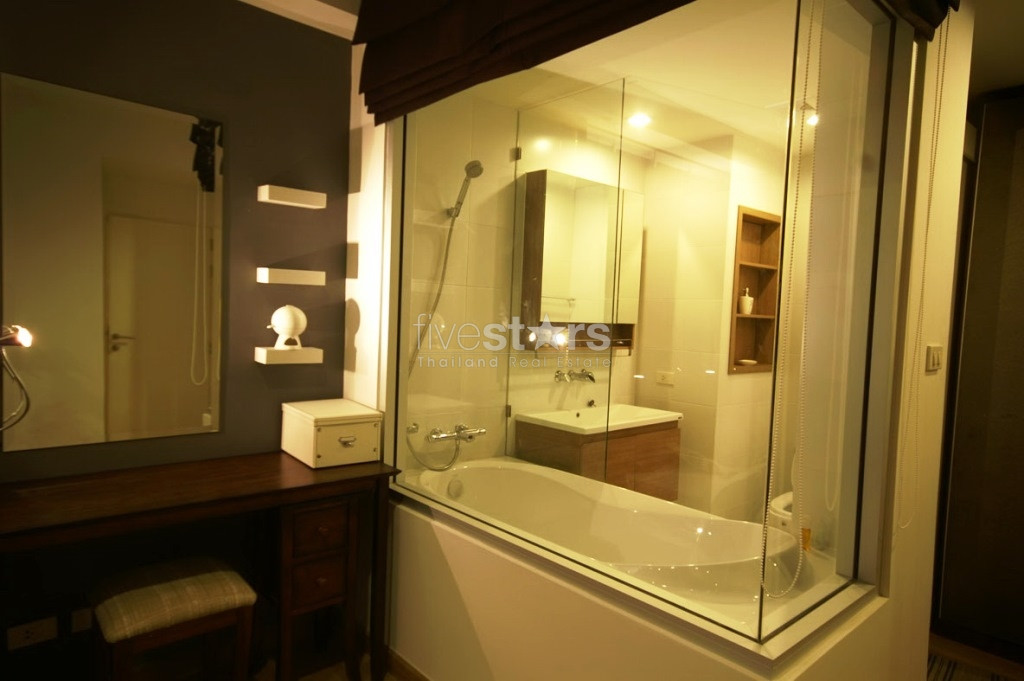 2-bedroom low rise condo for rent close to Phromphong BTS station, photo 9