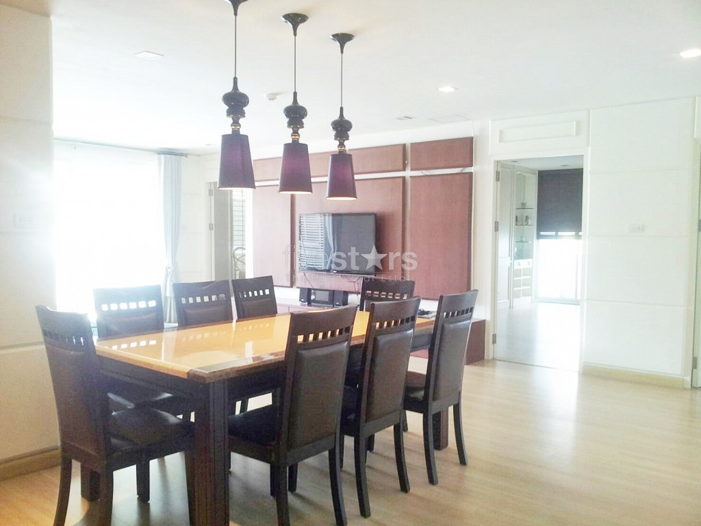 Functional 3 bedroom apartment near Phrom Phong BTS station, photo 3