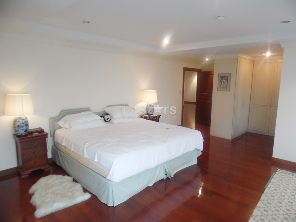 Appartement 3 chambres à vendre quartier Phromphong, photo 3