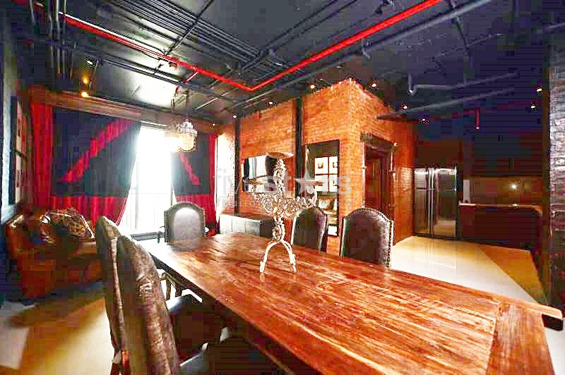Loft style 3 bedroom apartment close to Phrom Phong BTS station, photo 3