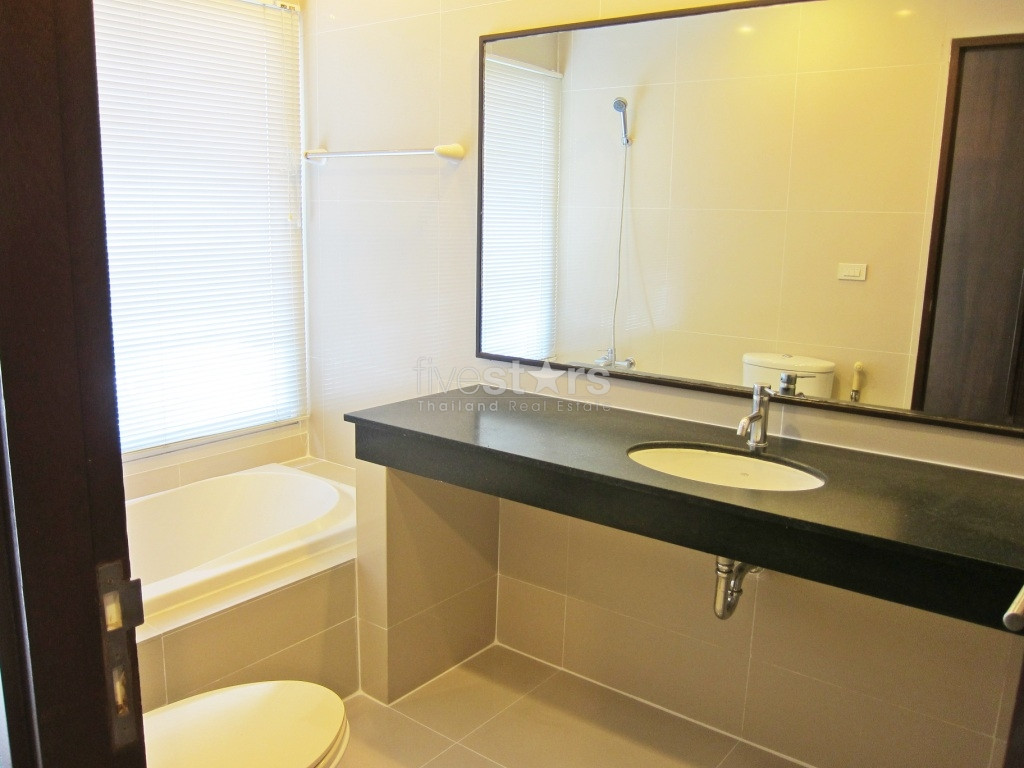 Bright and spacious 2 bedroom apartment, photo 9